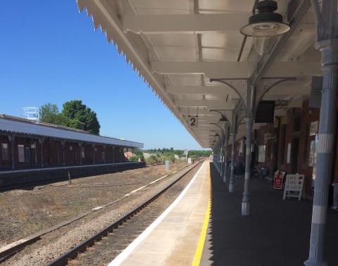 BURY ST EDMUNDS - RAILWAY STATION BUILDING