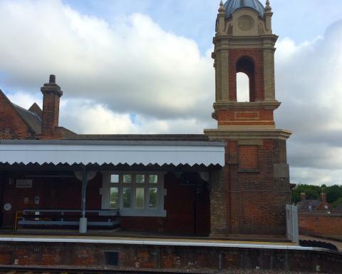 BURY ST EDMUNDS - RAILWAY STATION BUILDING