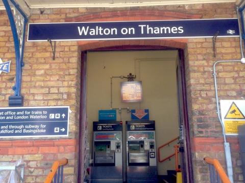 WALTON ON THAMES RAILWAY STATION
